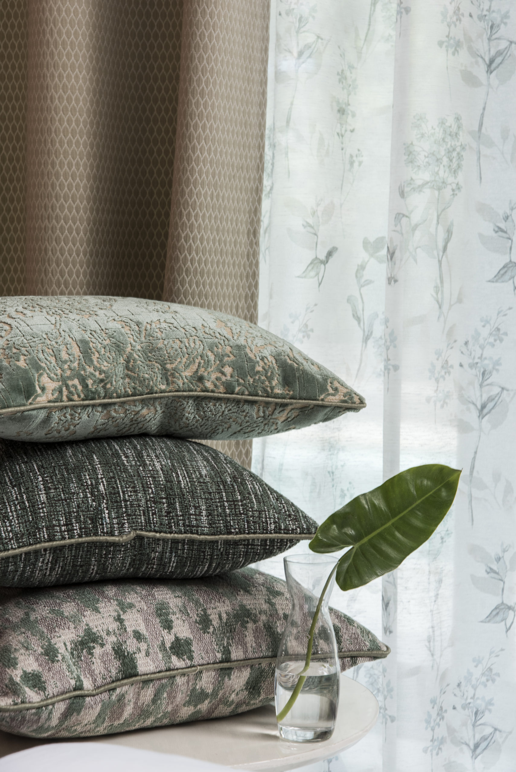 CADILAC Curtain